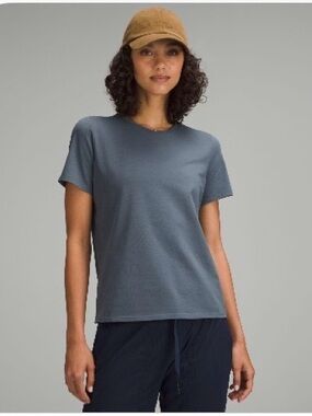 Lululemon organic cotton straight hem T-shirt